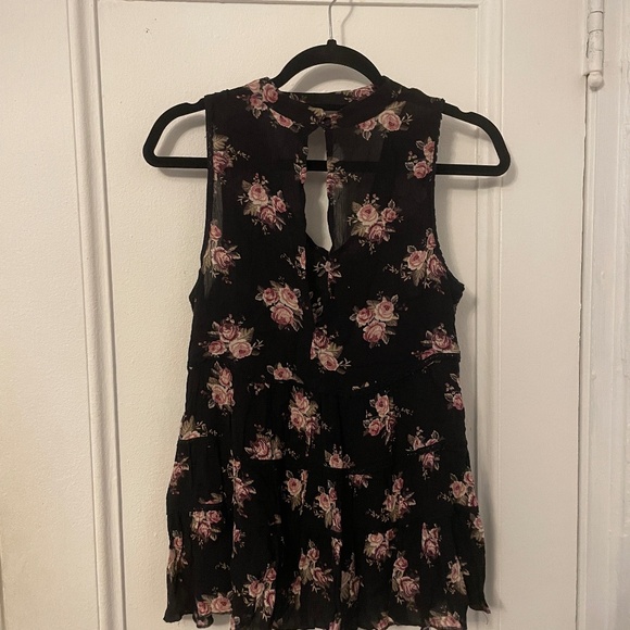 Floral blouse - Picture 2 of 2